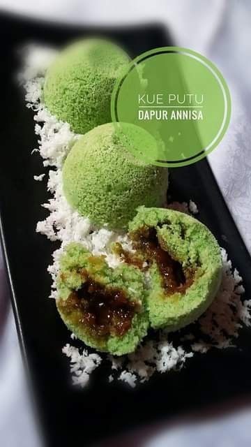 Kue Putu