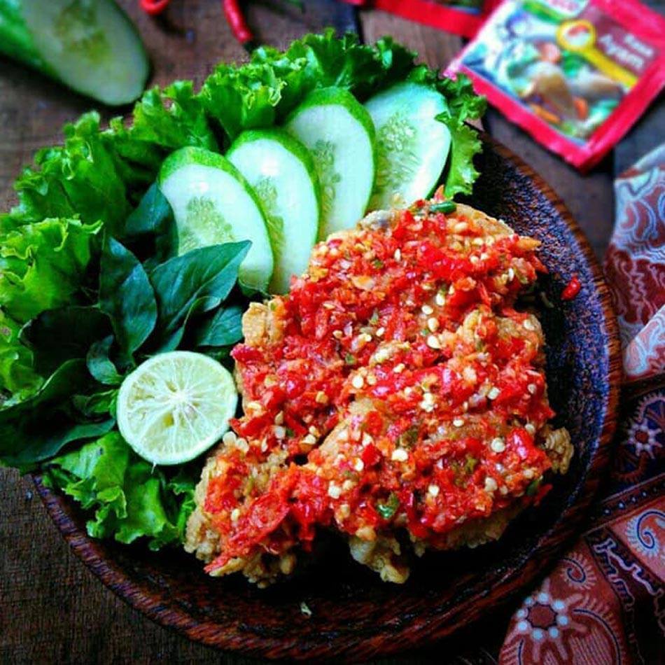 Ayam Geprek Sambal Bawang