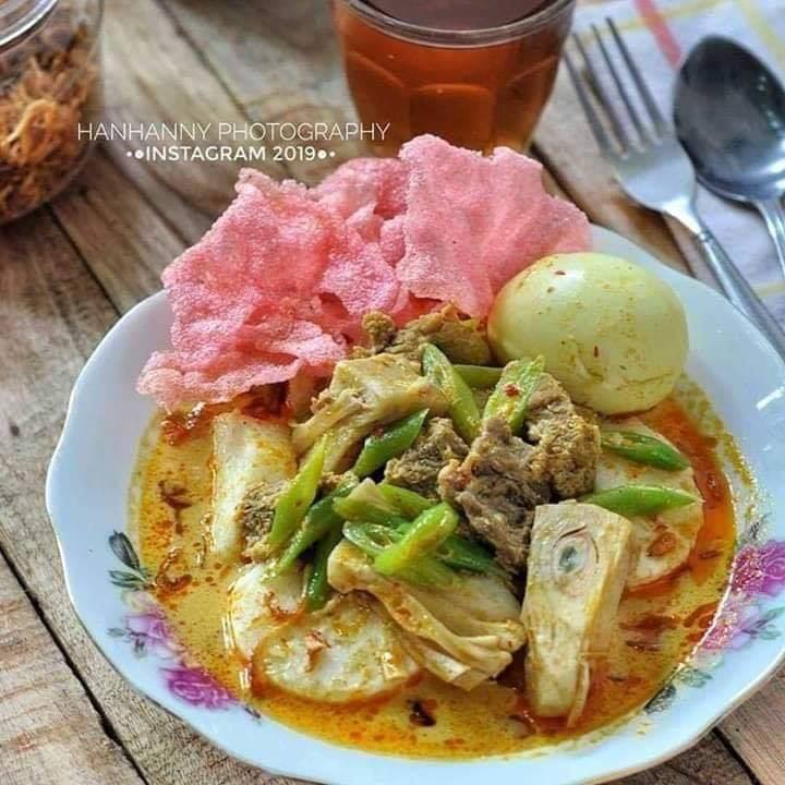 Lontong Sayur Padang