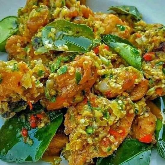 Ayam Pedas Daun Jeruk