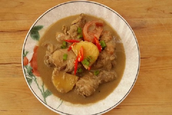 Gulai Ayam Kurma